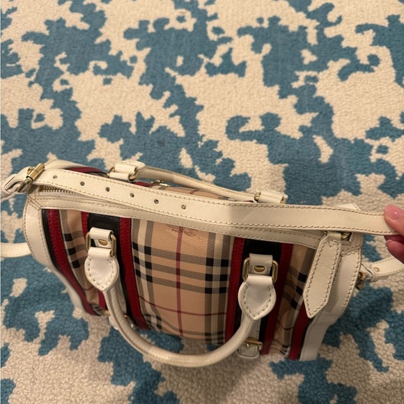 Burberry Women's Beige and Red Plaid Bag - Picture 12 of 16